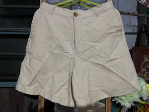 Classic Beige Shorts