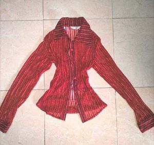 Sparkly Red Striped Button-Up Blouse📍🎁🍁