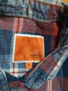 Men's Blue Plaid Flannel Shirt size (L)