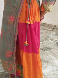 Women's Kurta Set with Skirt(Indo-western)