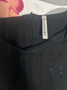 Chic Black Ribbed Dress