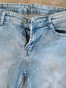 Light Wash Skinny Jeans