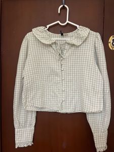 H&amp;M Blouse| size xs|brand new |Never worn