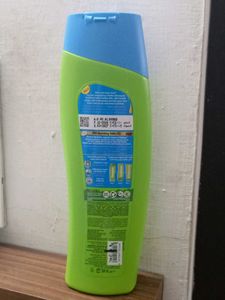 Vatika Volume &amp; Thickness Shampoo - Coconut