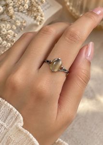 Elegant Oval Gemstone Unisex Ring