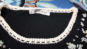 CHIC EMBELLISHED BLACK TOP