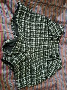 Chic Tweed Shorts with Button Detail