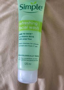 Simple Refreshing Facial Wash 125ml | Gentle Facew