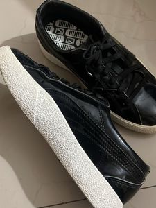 Black Puma Sneakers
