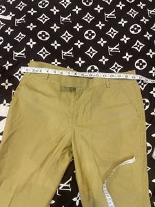 Khaki Chinos - Classic Style