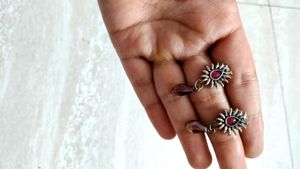 Oxidized Stone Stud Earrings