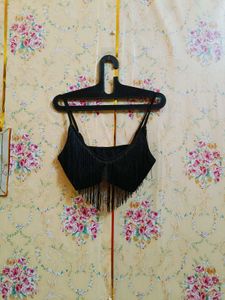 🇳🇿💫🎀Stylish Black Fringe Crop Top