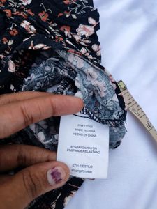 🎀Price Drop🎀MERAKI Corset Style Crop Top
