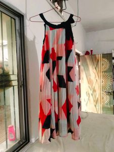Geometric Print Pleated Dress