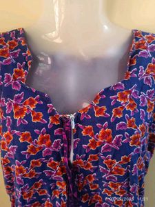 New unsed Small Size  Floral Print Dress