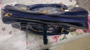 NAVY BLUE HANDBAG 👜