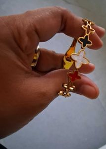 Designer Clover Charm Bangle