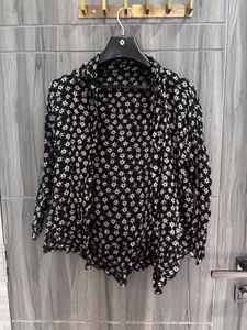 Black &amp; White Star Print Shirt