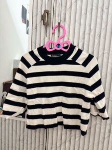 Striped Cropped Knitted Top