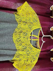 Vera Wang Tshirt