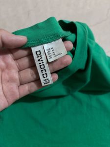 H&amp;M green cropped top