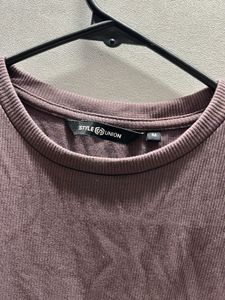 Ribbed Cropped T-Shirt