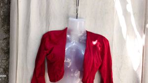 Chic Red Cropped Cardigan