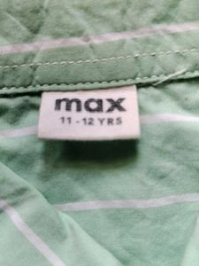 Light Green Striped max's half Sleeve Shirt