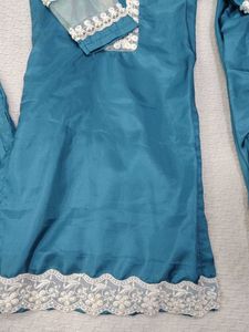 Teal Kurta Set with Lace Trim
