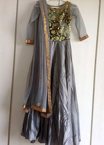 Elegant Grey ethnic gown with Kundan work