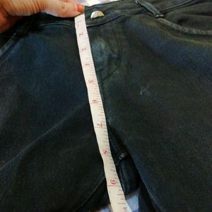 Black skin fit jeans