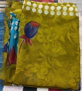 Vibrant Floral Print Saree