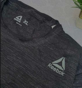 Reebok Gray Crewneck Sweatshirt