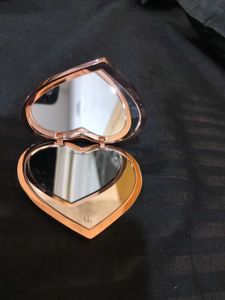 Charlotte Tilbury Heart Mirror