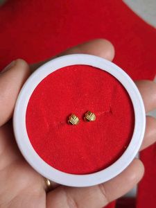 beautiful Gold Stud Earrings