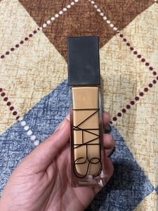 NARS Natural Radiant Longwear Foundation