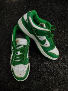 Nike Dunk Low Green White