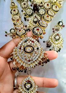 Exquisite Traditional Indian Jewelry Set