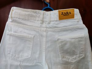 Brand New Zara White Flared Jeans Denim✨