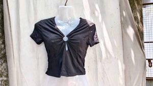 73209. Black Ring Detail V-Neck Top