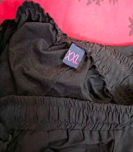 Maroon/Black Cargo Pants
