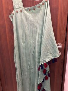 Striped Button-Accent Kurta One Sided Shoulder