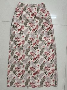 Women front slit Maui &amp; Sons Floral Shorts