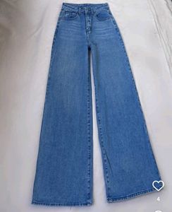 Wide Leg Light Wash Denim Jeans