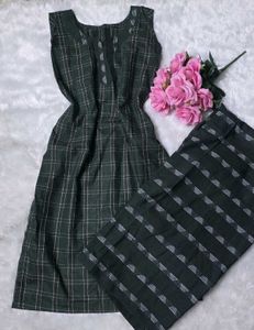Elegant Black Cotton Checked Kurta Set with Straig