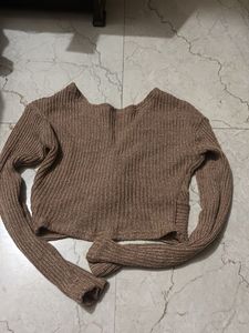Twisted Front Knit Crop Top
