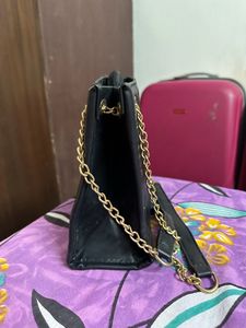 Imported Black Sling In Excellent Condition