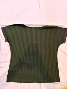 plain green Tshirt