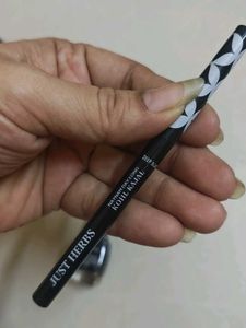 Lakme Insta-Liner Water Resistant Eyeliner