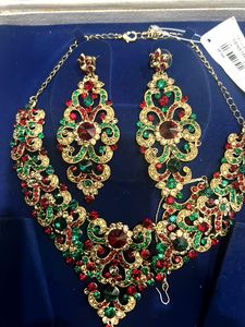 Elegant Red & Green Jewelry Set